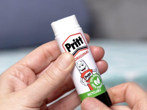 Pritt 24927 Stick Medium Adhesive Glue Sticks, 22 g - Pack of 24,white - Image 3
